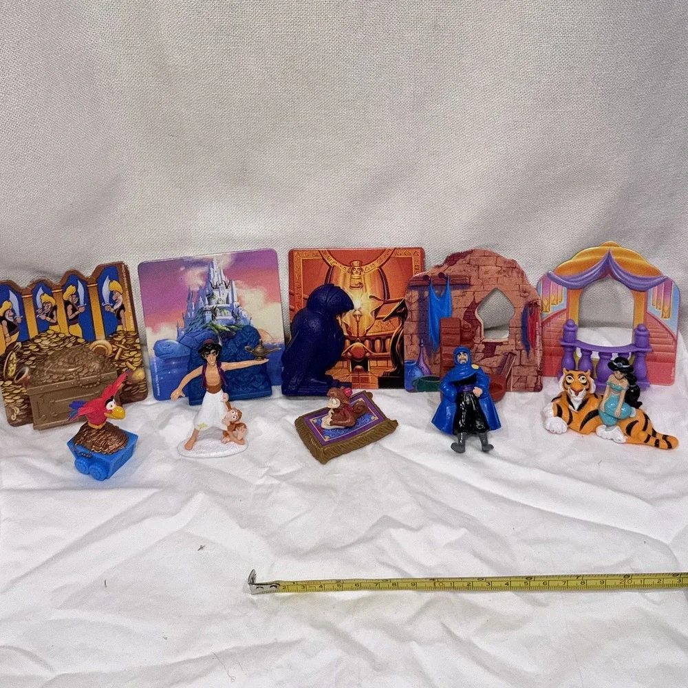 VTG 90s Lot of Aladdin King of Thieves McDonalds Toys Jasmine Mattel Cake Topper